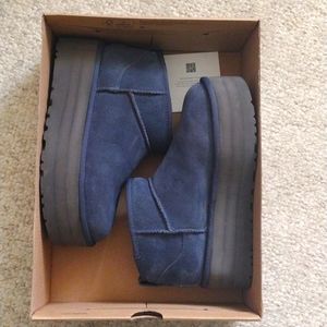 UGG Classic Ultra Mini Platform Eve Blue size 6